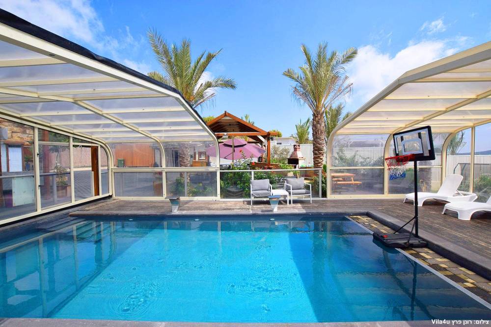 88936 המתחם החיצוני, אחוזת ראש ההר, וילה  בירכא וילות - Vila 4 U