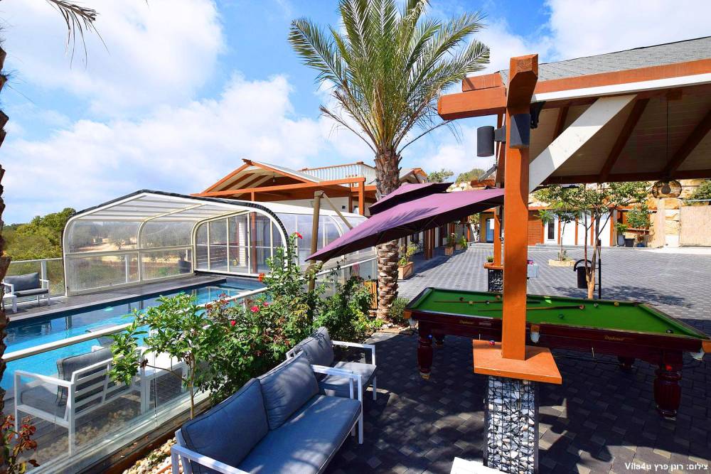 88943 המתחם החיצוני, אחוזת ראש ההר, וילה  בירכא וילות - Vila 4 U