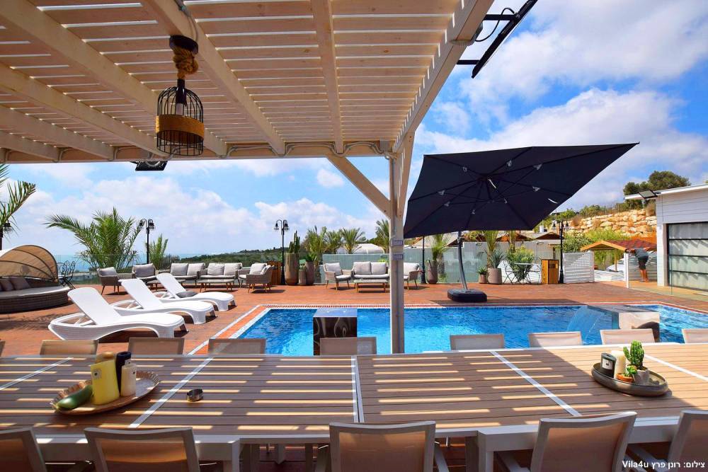 89049 מתחם חיצוני, וילה ראש ההר ריזורט, וילה  בירכא וילות - Vila 4 U