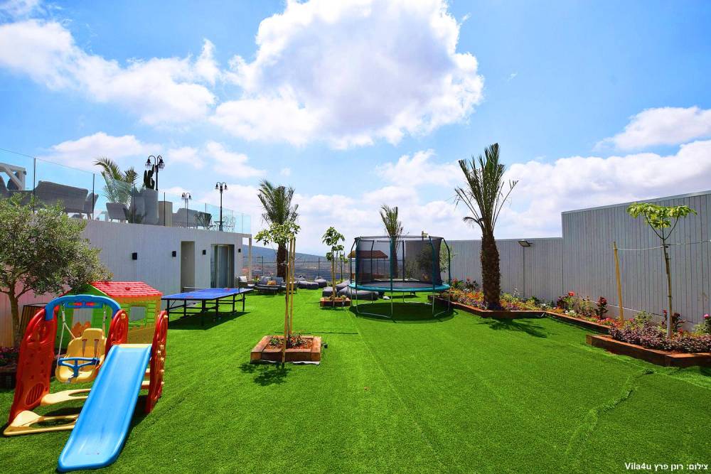 89064 מתחם חיצוני, וילה ראש ההר ריזורט, וילה  בירכא וילות - Vila 4 U