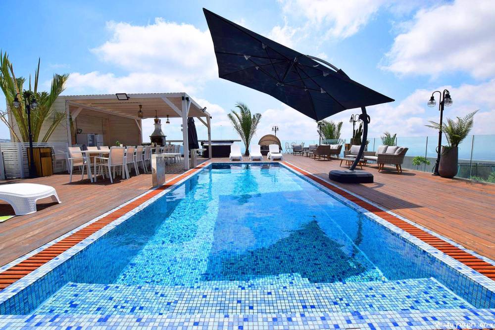 89068 מתחם חיצוני, וילה ראש ההר ריזורט, וילה  בירכא וילות - Vila 4 U