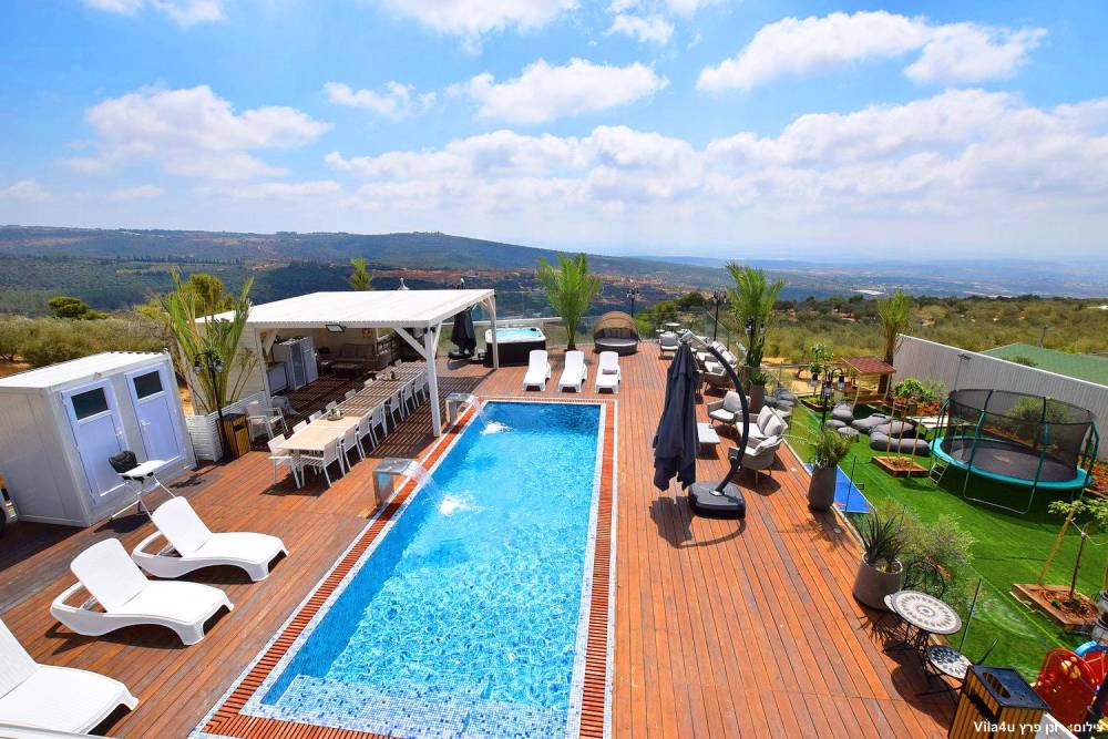 89074 מתחם חיצוני, וילה ראש ההר ריזורט, וילה  בירכא וילות - Vila 4 U