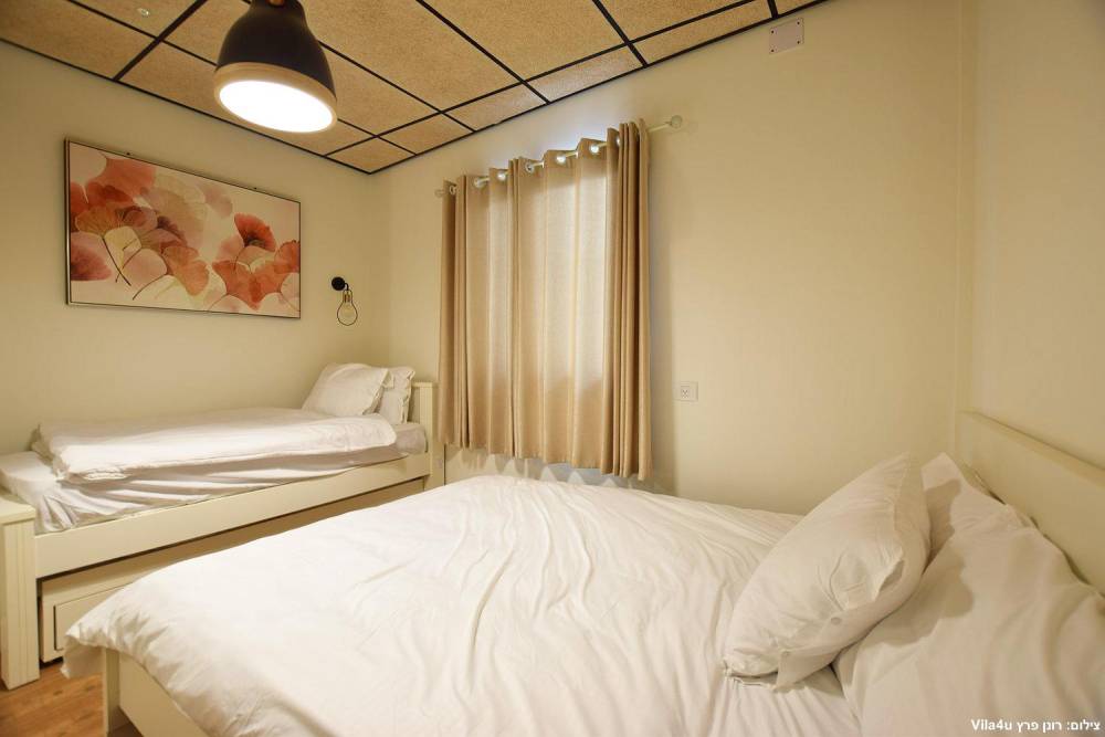 89091 מתחם פנימי, וילה ראש ההר ריזורט, וילה  בירכא וילות - Vila 4 U