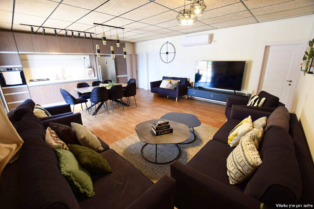 89101 מתחם פנימי, וילה ראש ההר ריזורט, וילה  בירכא וילות - Vila 4 U