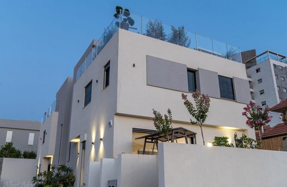 וילה המתחם החיצוני, ארכיטקט ביץ' האוס, וילה  בחדרה וילות - Vila 4 U