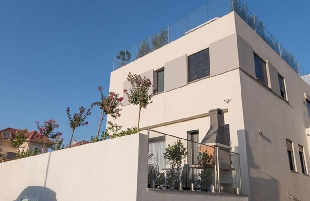 וילה המתחם החיצוני, ארכיטקט ביץ' האוס, וילה  בחדרה וילות - Vila 4 U