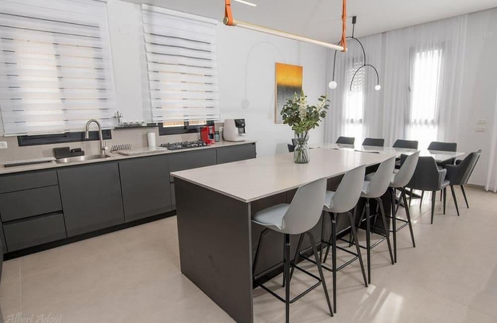 89504 המתחם הפנימי, ארכיטקט ביץ' האוס, וילה  בחדרה וילות - Vila 4 U