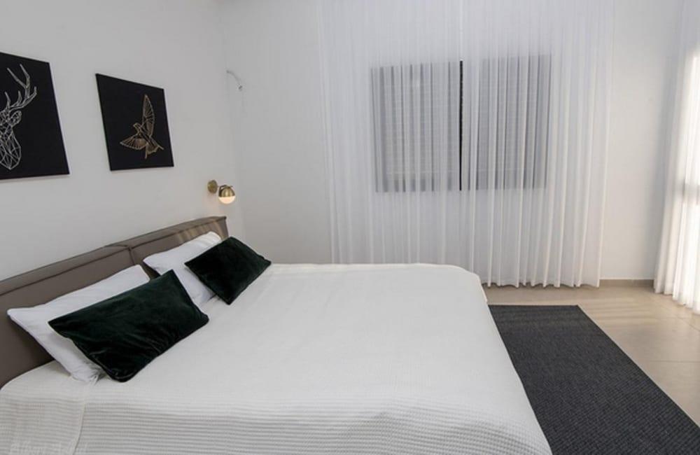 89530 המתחם הפנימי, ארכיטקט ביץ' האוס, וילה  בחדרה וילות - Vila 4 U