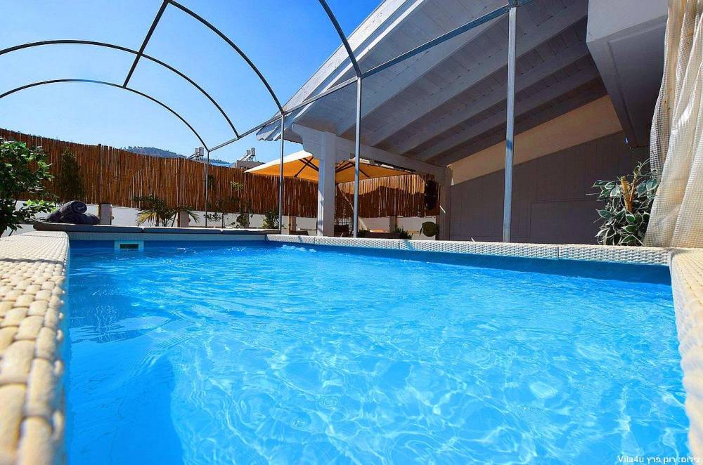 89641 גלריה כללית, וילה גיגס האוס בוטיק, וילה  בחצור הגלילית וילות - Vila 4 U