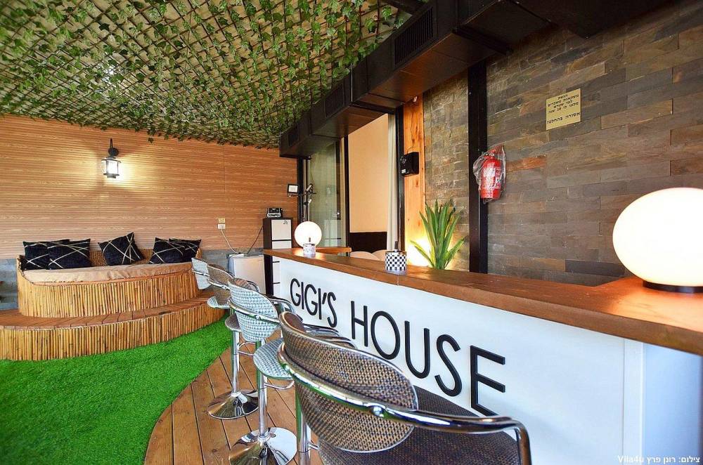 89686 גלריית פנים, וילה גיגס האוס בוטיק, וילה  בחצור הגלילית וילות - Vila 4 U