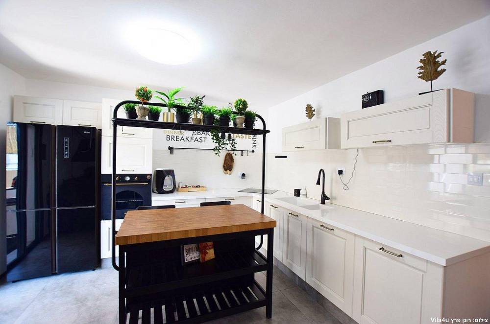 89688 גלריית פנים, וילה גיגס האוס בוטיק, וילה  בחצור הגלילית וילות - Vila 4 U