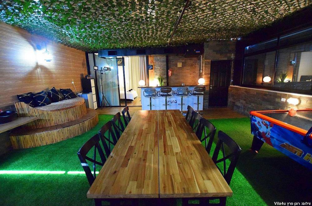 89694 גלריית פנים, וילה גיגס האוס בוטיק, וילה  בחצור הגלילית וילות - Vila 4 U