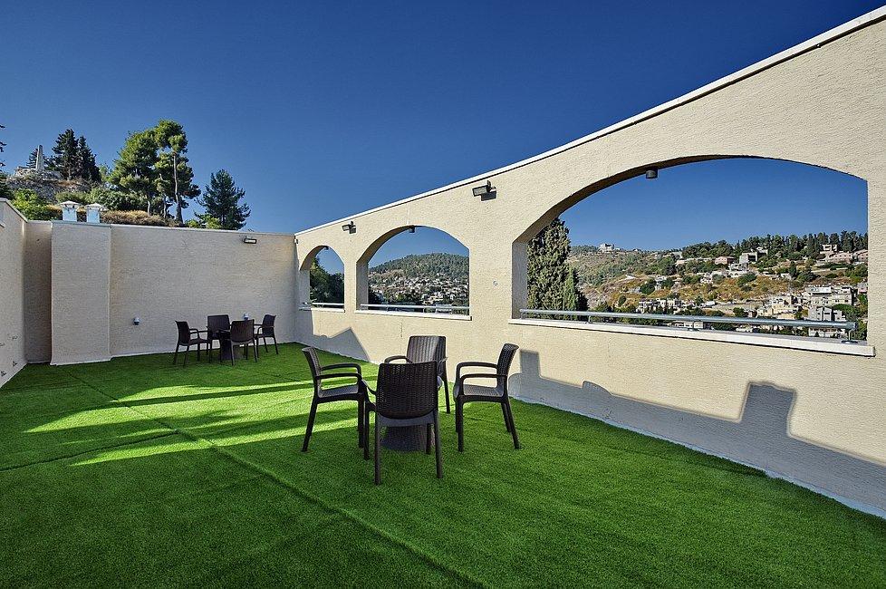 89784 המתחם החיצוני, מלון רומנו, וילה  בצפת וילות - Vila 4 U