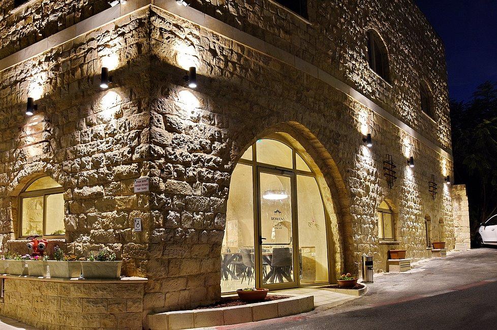 89789 המתחם החיצוני, מלון רומנו, וילה  בצפת וילות - Vila 4 U