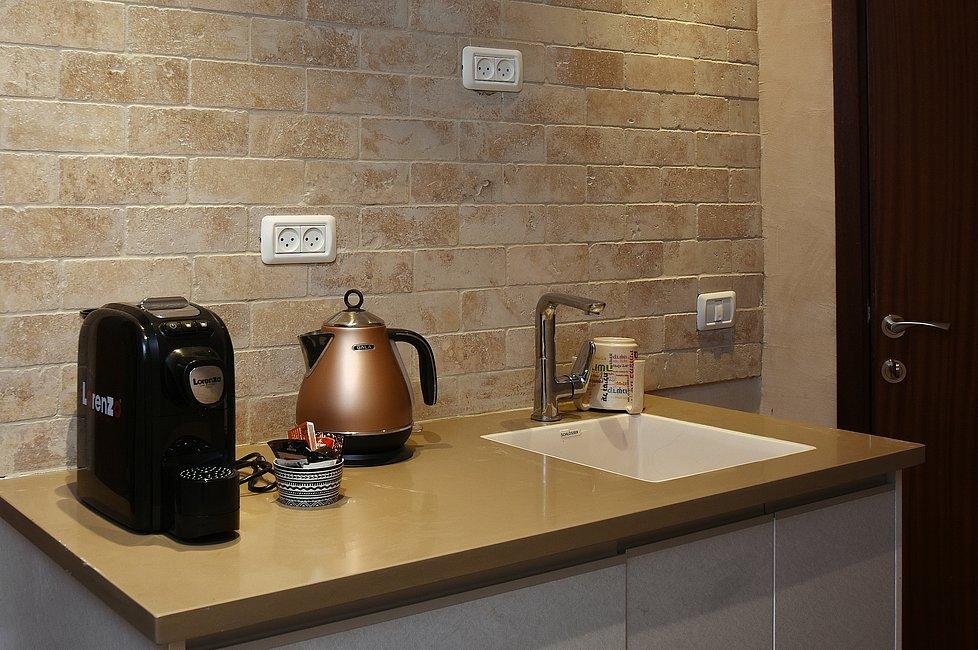 89812 פנים הסוויטות והחדרים, מלון רומנו, וילה  בצפת וילות - Vila 4 U