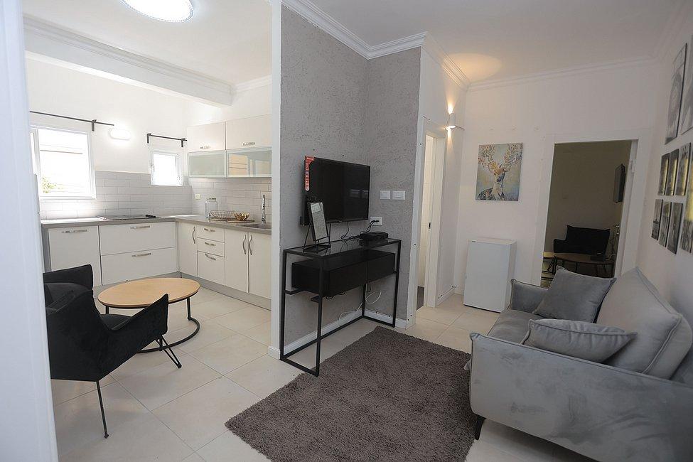 90451 הסוויטות, מתחם הירקון 25, וילה  בתל אביב וילות - Vila 4 U