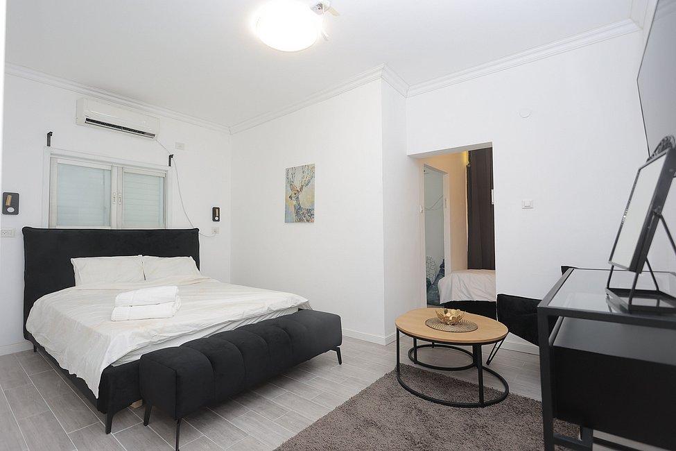 90464 הסוויטות, מתחם הירקון 25, וילה  בתל אביב וילות - Vila 4 U