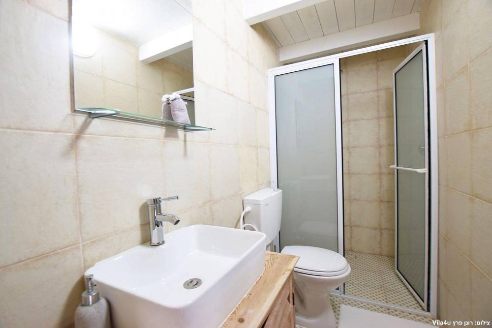 90612 המתחם הפנימי, וילה אליזה בוטיק, וילה  בעוספיה וילות - Vila 4 U