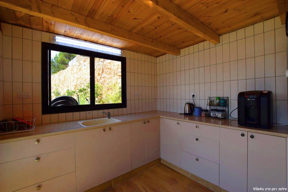 90645 המתחם הפנימי, וילה אליזה בוטיק, וילה  בעוספיה וילות - Vila 4 U