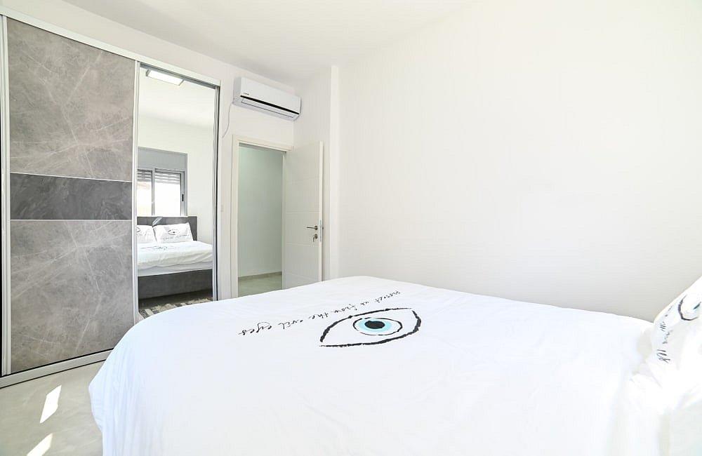 91765 פנים הוילה והחדרים, וילה רקפת, וילה  בטבריה וילות - Vila 4 U