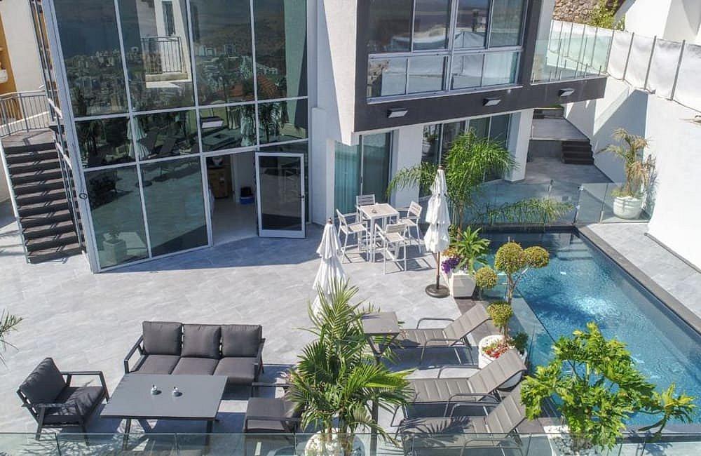 91828 המתחם החיצוני, וילה רקפת, וילה  בטבריה וילות - Vila 4 U