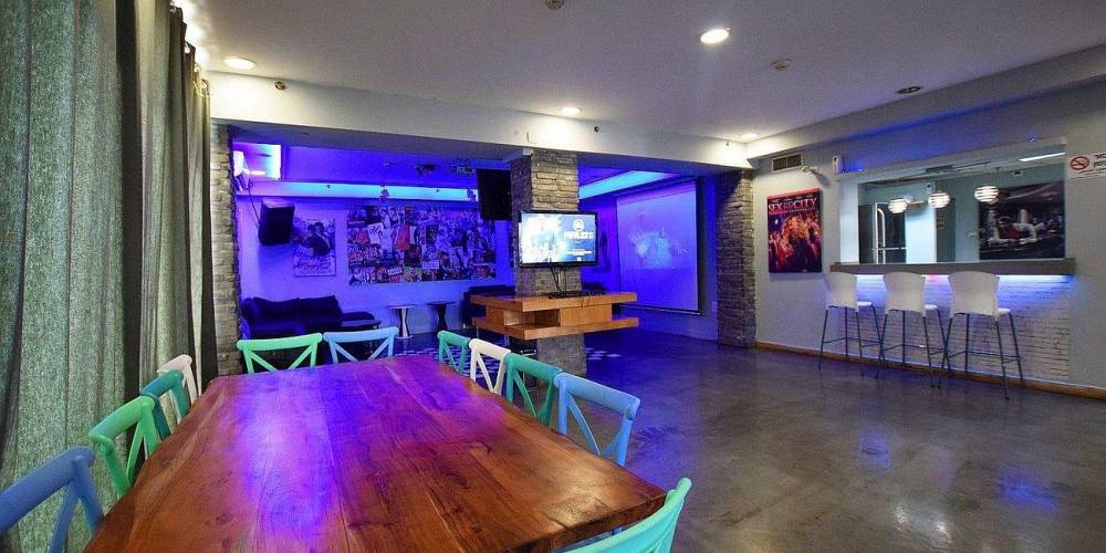 92521 גלרית כללית, לופט מהסרטים, וילה  בנתניה וילות - Vila 4 U