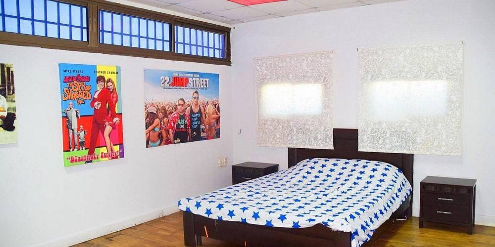 92526 גלרית כללית, לופט מהסרטים, וילה  בנתניה וילות - Vila 4 U