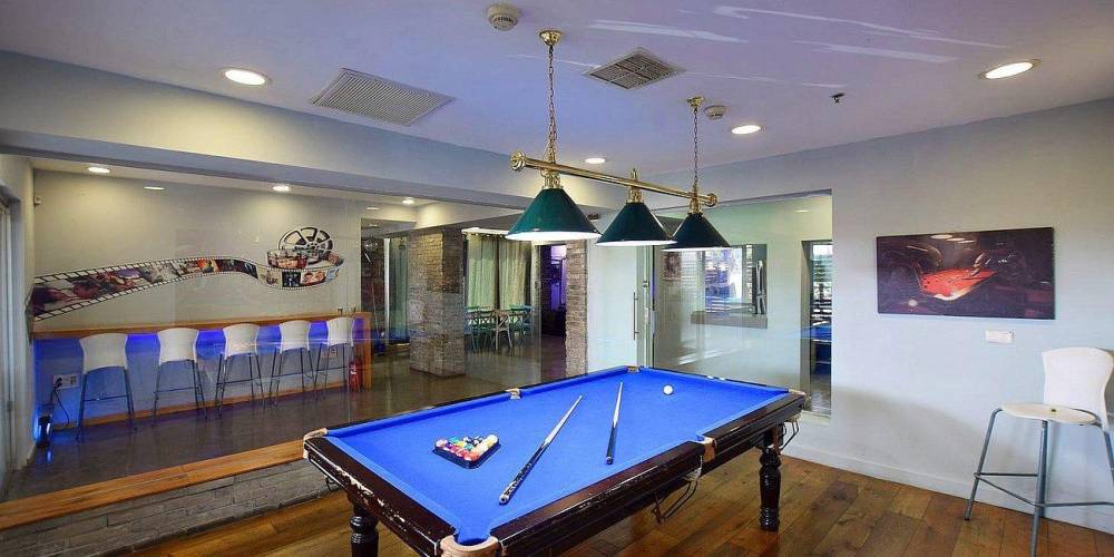 92532 גלרית כללית, לופט מהסרטים, וילה  בנתניה וילות - Vila 4 U