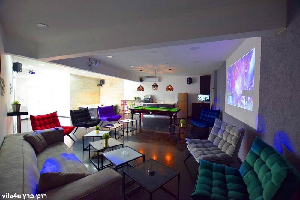 93780 מתחם פנימי, אינדיגו, וילה  בתל אביב וילות - Vila 4 U