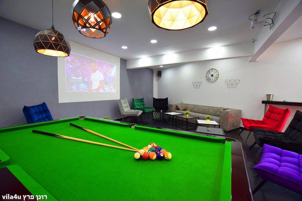 93788 מתחם פנימי, אינדיגו, וילה  בתל אביב וילות - Vila 4 U