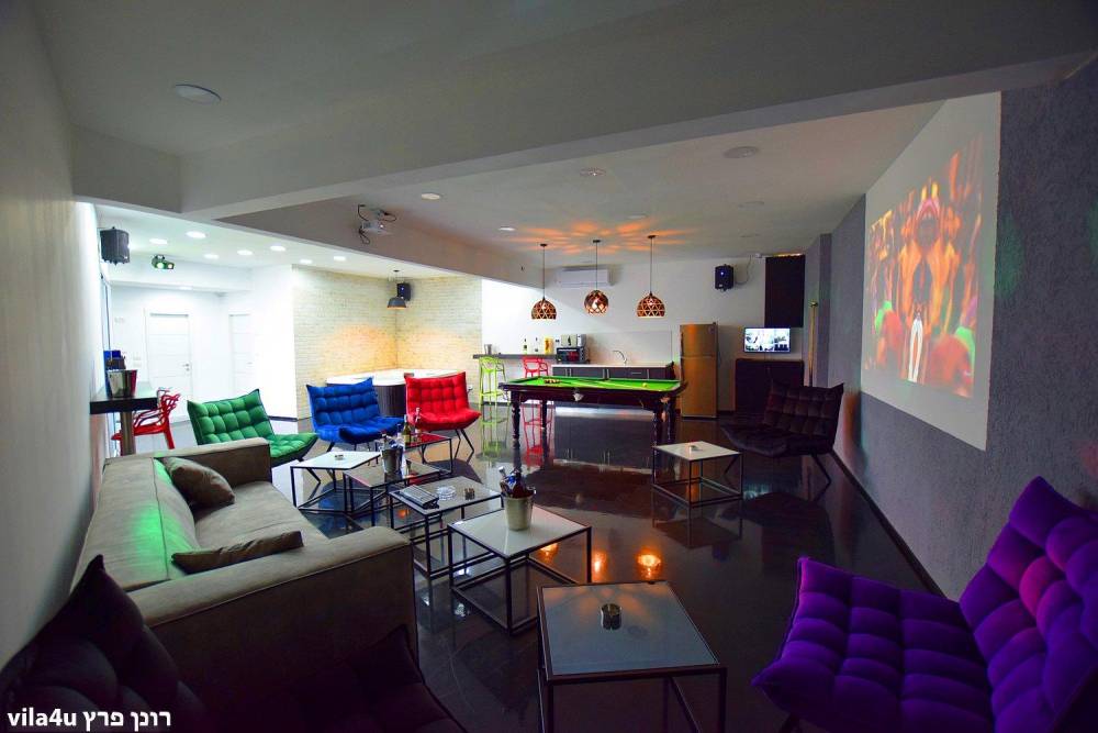 93791 מתחם פנימי, אינדיגו, וילה  בתל אביב וילות - Vila 4 U