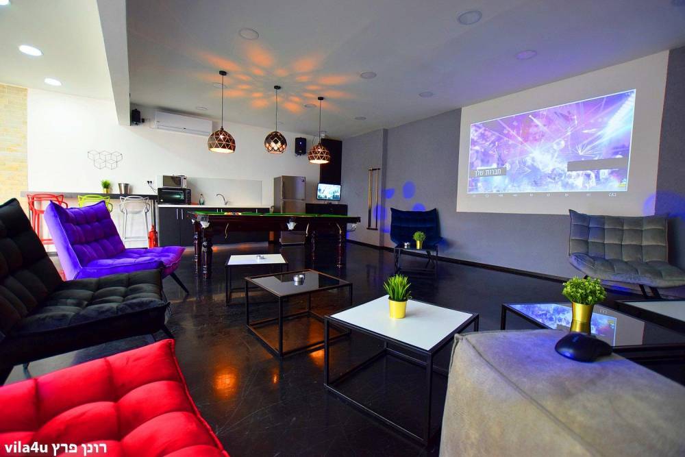 93794 מתחם פנימי, אינדיגו, וילה  בתל אביב וילות - Vila 4 U