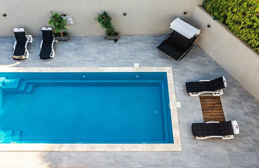 94969 המתחם החיצוני, וילת הקיסר - YalaRent Caesar, וילה  באילת וילות - Vila 4 U