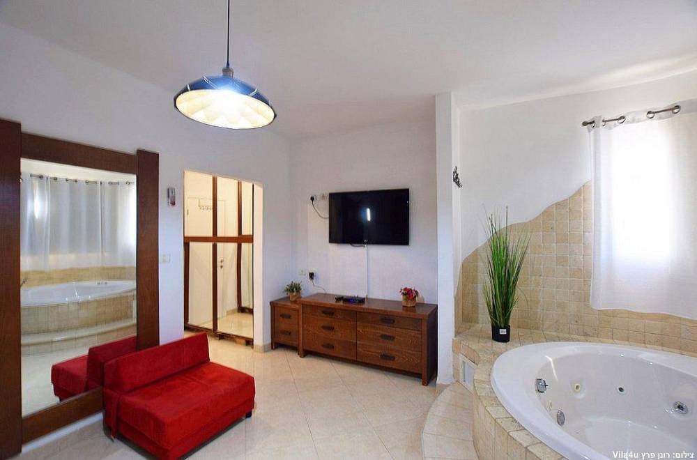 96368 מתחם פנימי, וילה גולדן, וילה  בראש פינה וילות - Vila 4 U