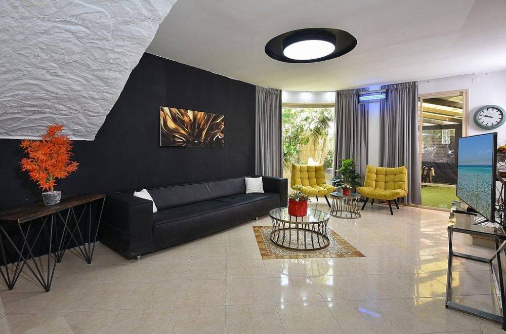 96390 מתחם פנימי, וילה גולדן, וילה  בראש פינה וילות - Vila 4 U