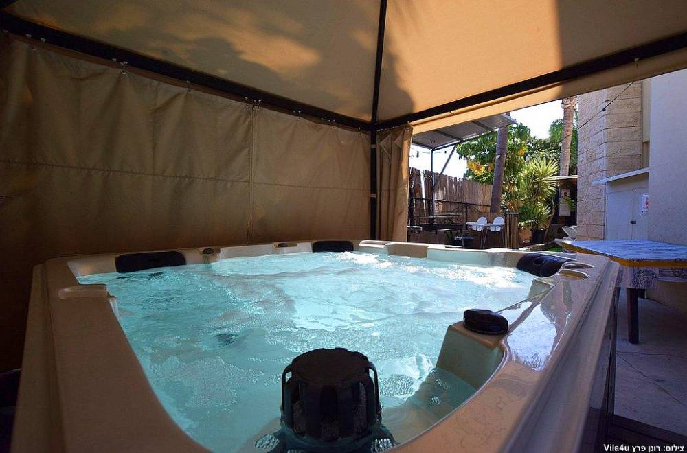 96394 מתחם חיצוני, וילה גולדן, וילה  בראש פינה וילות - Vila 4 U