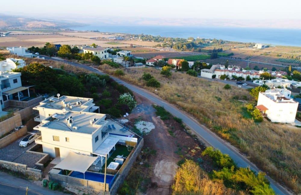 96896 גלריית חוץ, וילה מול כנרת וארבל, וילה  במגדל וילות - Vila 4 U