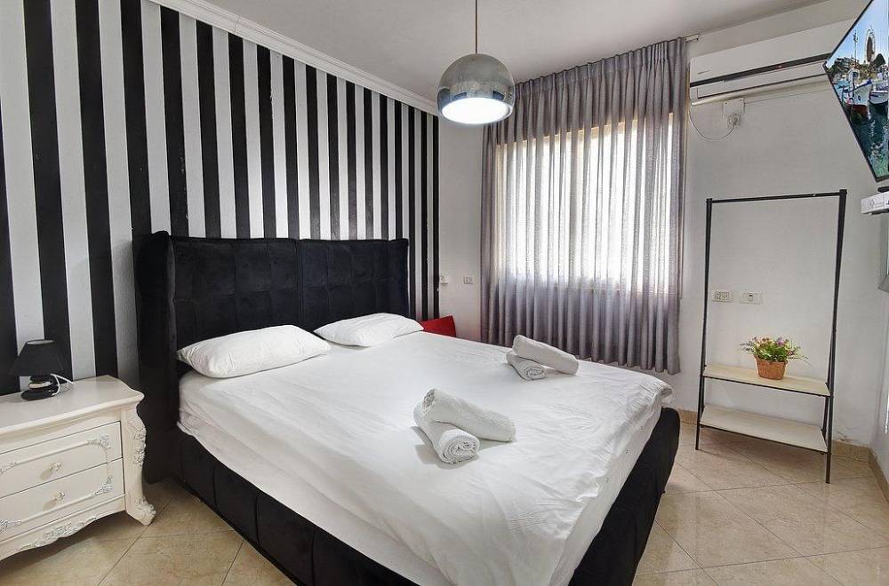 97633 גלריה כללית, וילה גולדן, וילה  בראש פינה וילות - Vila 4 U