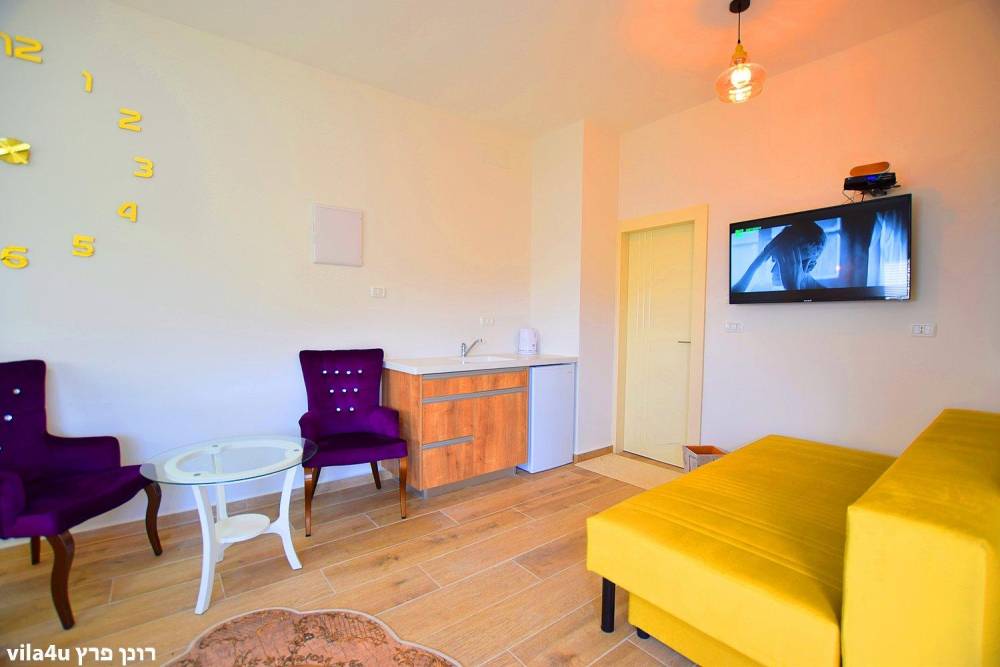 97642 אחוזה בבוסתן, אחוזה בבוסתן, וילה  בעין אל אסד וילות - Vila 4 U