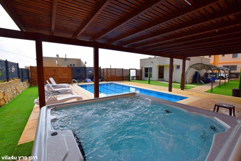 97644 אחוזה בבוסתן, אחוזה בבוסתן, וילה  בעין אל אסד וילות - Vila 4 U