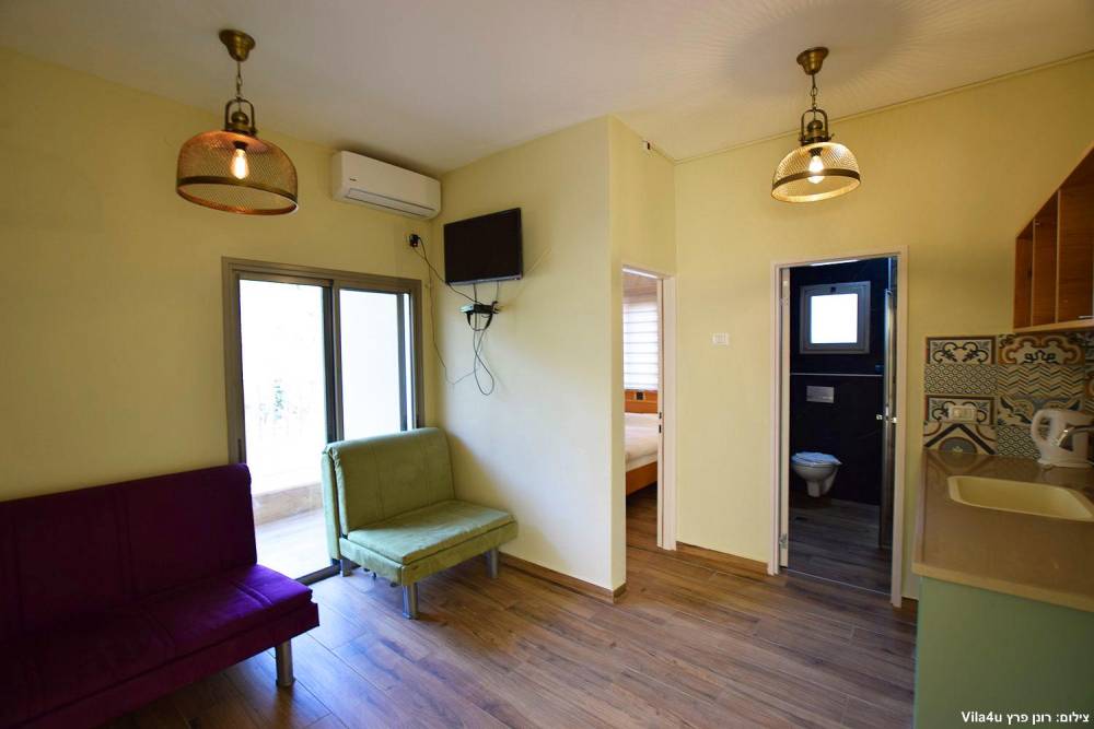 97663 אחוזה בבוסתן, אחוזה בבוסתן, וילה  בעין אל אסד וילות - Vila 4 U