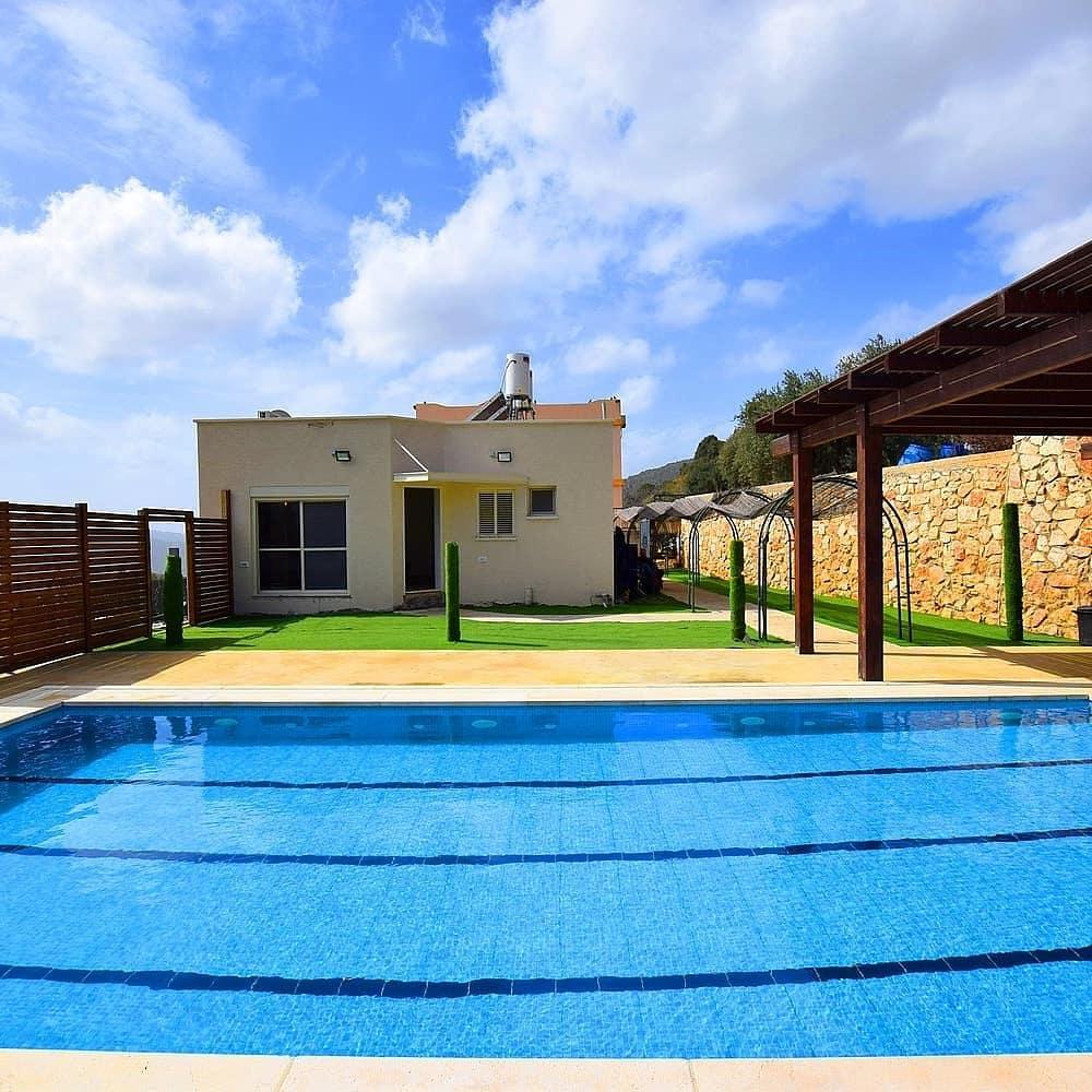 97716 מתחם חיצוני, אחוזה בבוסתן, וילה  בעין אל אסד וילות - Vila 4 U