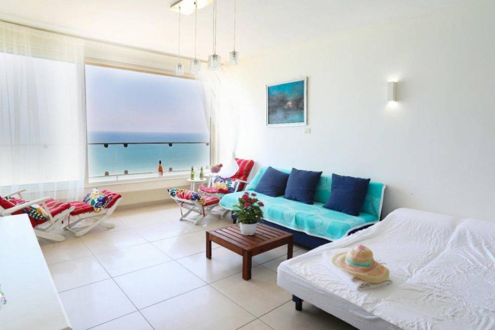 97805 כללי, רויאל חוף צאנז וגקוזי איטלקי מול גלי הים, וילה  בנתניה וילות - Vila 4 U