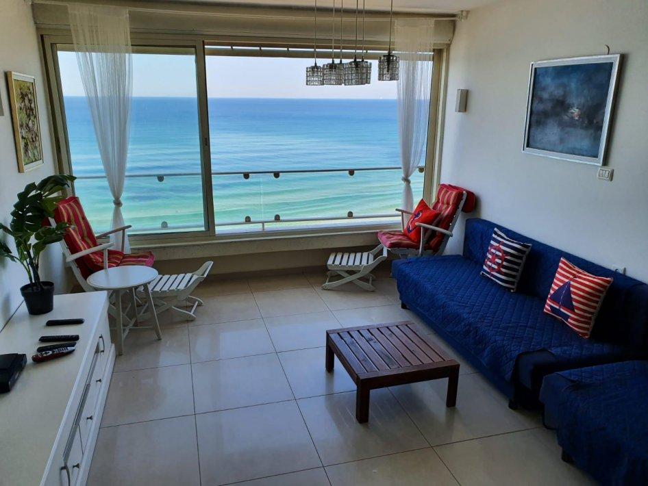 97809 כללי, רויאל חוף צאנז וגקוזי איטלקי מול גלי הים, וילה  בנתניה וילות - Vila 4 U