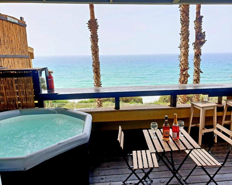 97814 כללי, רויאל חוף צאנז וגקוזי איטלקי מול גלי הים, וילה  בנתניה וילות - Vila 4 U