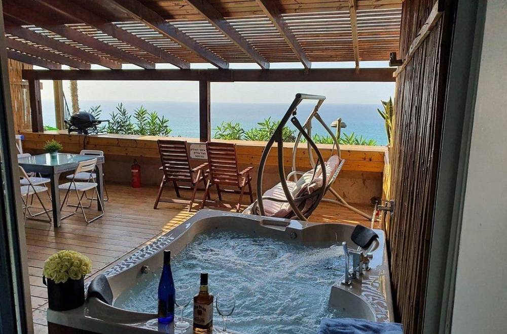 97823 כללי, רויאל חוף צאנז וגקוזי איטלקי מול גלי הים, וילה  בנתניה וילות - Vila 4 U