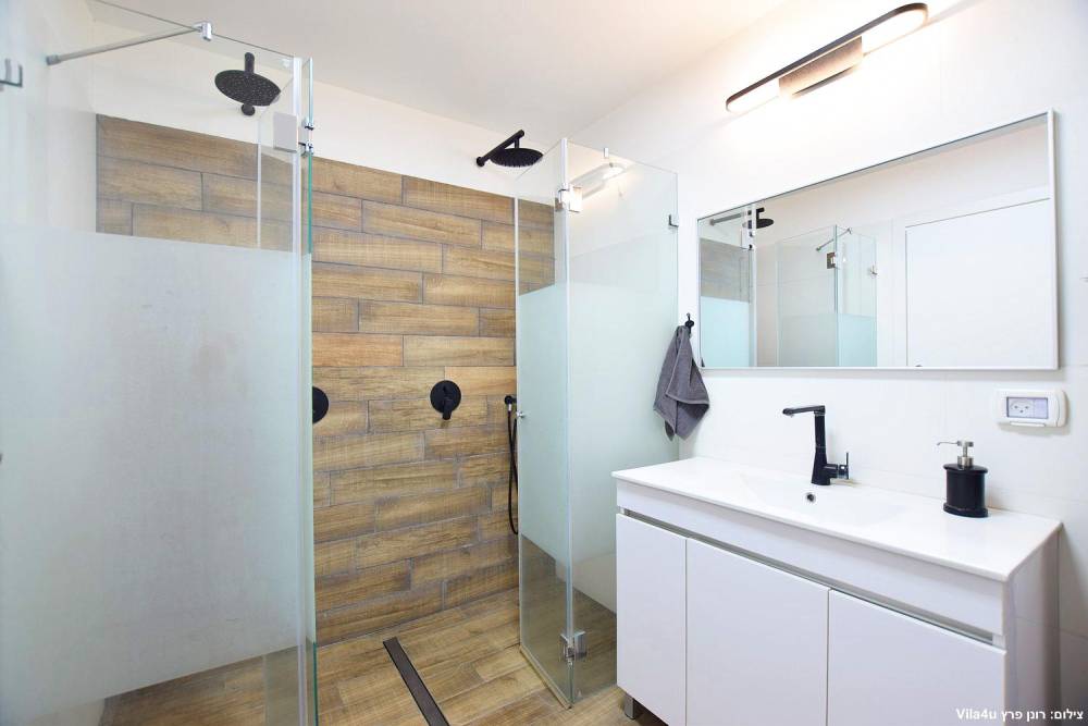 99320 המתחם הפנימי, מתחם אירועים התרנגול‏ - The Rooster, וילה  באבן יהודה וילות - Vila 4 U