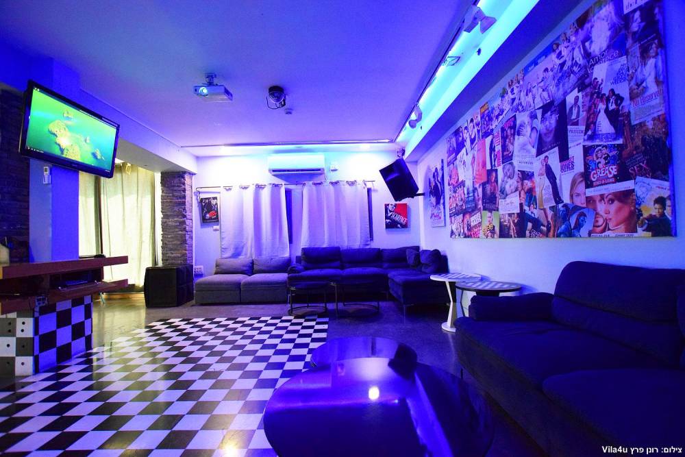 99532 גלרית כללית, לופט מהסרטים, וילה  בנתניה וילות - Vila 4 U