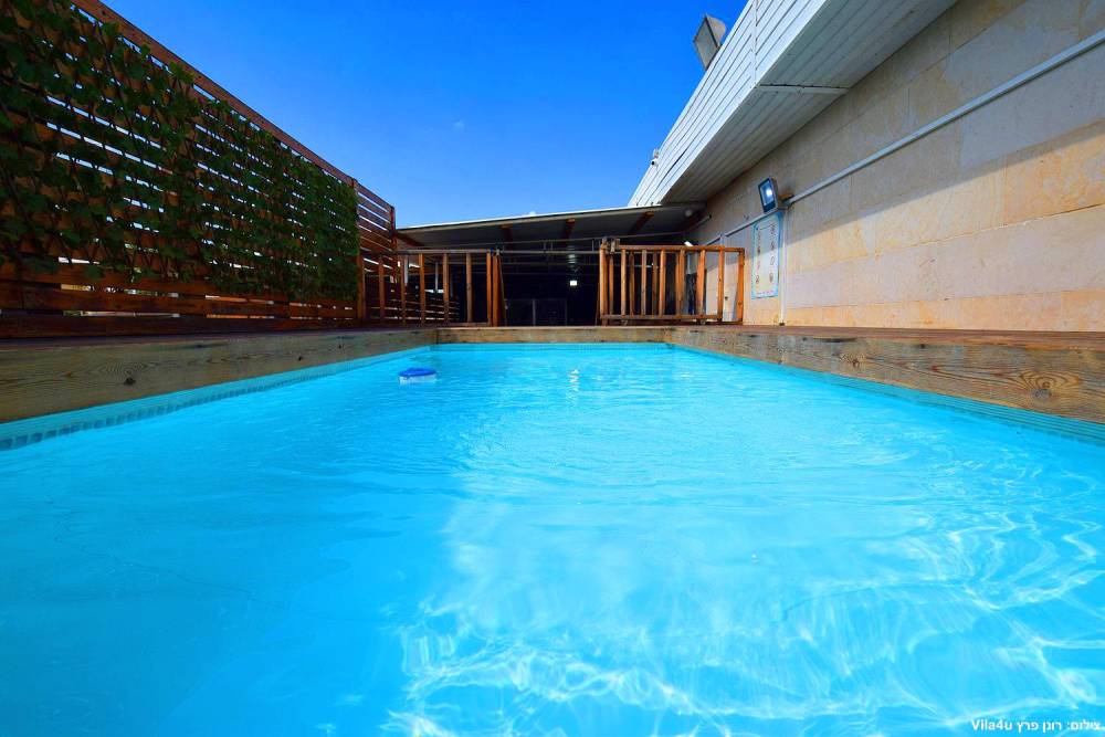 99538 גלרית כללית, לופט מהסרטים, וילה  בנתניה וילות - Vila 4 U