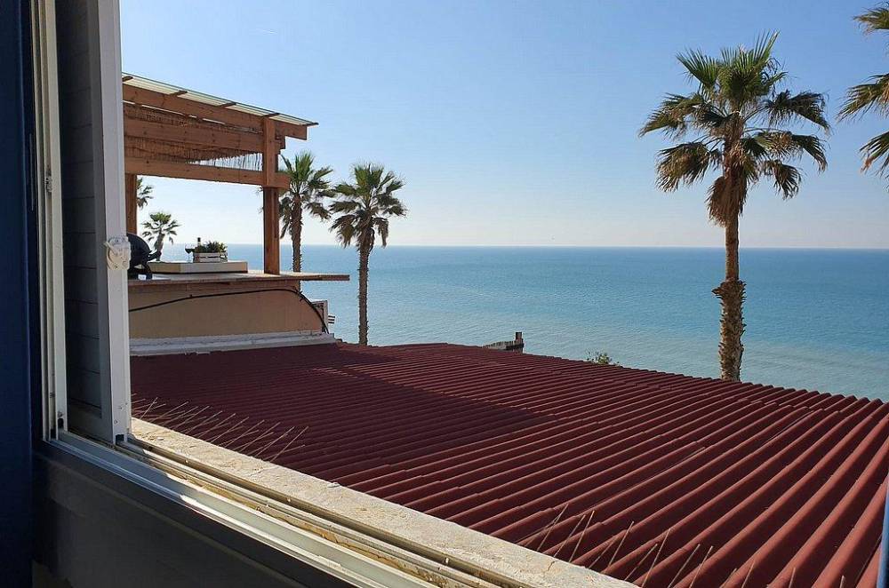 99976 סוויטת רויאל מלכותית עם גקוזי איטלקי בחדר השינה מול גלי הים, רויאל חוף צאנז וגקוזי איטלקי מול גלי הים, וילה  בנתניה וילות - Vila 4 U